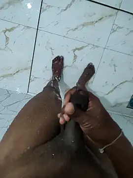 Snapshot of DICKLANKA chatting on February 18, 2026, 4:03 pm DICKLANKA online show from February 18, 2026, 4:03 pm