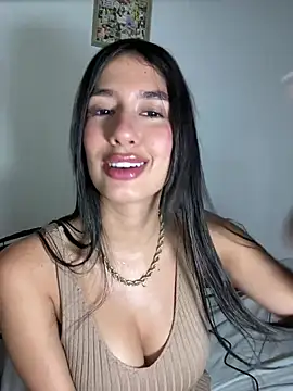 Snapshot of Julieta_Duque chatting on July 21, 2026, 3:31 am Julieta Duque online show from July 21, 2026, 3:31 am