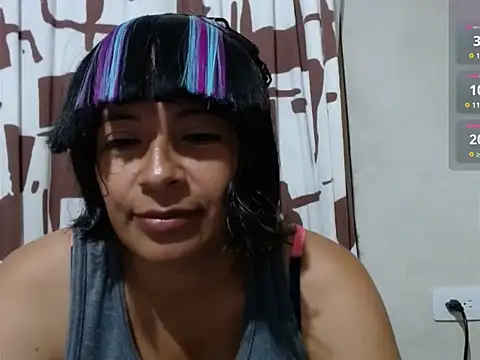 Acelinrose online show from March 26, 2026, 1:01 am