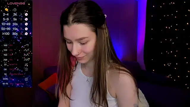 LinaBlossom  online show from March 5, 2026, 4:52 am