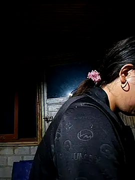 diamond-- online show from October 7, 2025, 10:18 pm