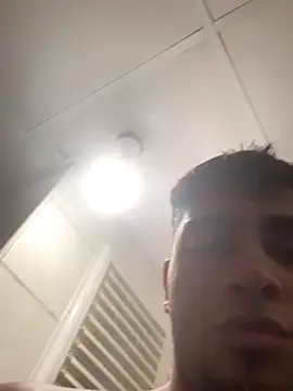 Snapshot of astoperaa chatting on September 23, 2025, 5:27 pm astoperaa online show from September 23, 2025, 5:27 pm