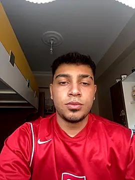 Snapshot of astoperaa chatting on November 3, 2025, 11:55 am astoperaa online show from November 3, 2025, 11:55 am