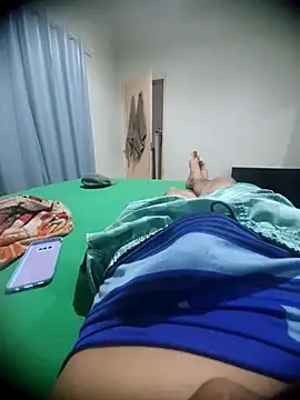 Snapshot of douglasdesouza22 chatting on September 24, 2025, 5:11 am douglasdesouza22 online show from September 24, 2025, 5:11 am