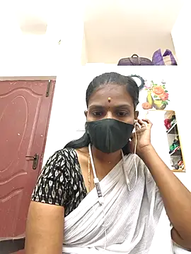 Tamil Yalini12 online show from April 6, 2026, 11:05 pm