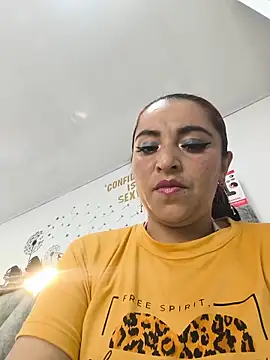 Snapshot of Alisson_Stonee chatting on May 22, 2026, 10:48 pm Alisson Stonee online show from May 22, 2026, 10:48 pm