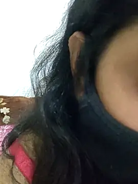 hotestfantasy online show from October 23, 2025, 5:44 pm