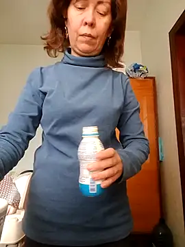 Snapshot of MARYNAMilff chatting on October 22, 2025, 7:52 am MARYNAMilff online show from October 22, 2025, 7:52 am