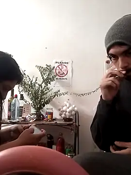 -Axelconda420 online show from May 2, 2026, 4:23 pm