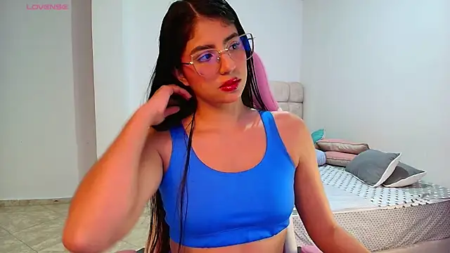 Julieta Rose19 online show from March 24, 2026, 11:54 pm