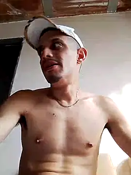 LATINO27CM online show from September 23, 2025, 8:56 pm