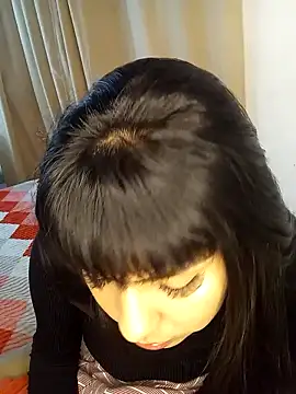 Snapshot of Bulma04 chatting on October 28, 2025, 4:16 am Bulma04 online show from October 28, 2025, 4:16 am