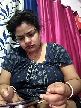 Deborbhavi222 online show from February 22, 2026, 10:08 pm