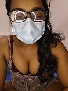 Snapshot of sexybolegirl chatting on July 21, 2026, 4:59 am sexybolegirl online show from July 21, 2026, 4:59 am