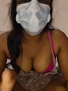 Snapshot of sexybolegirl chatting on July 25, 2026, 5:21 pm sexybolegirl online show from July 25, 2026, 5:21 pm