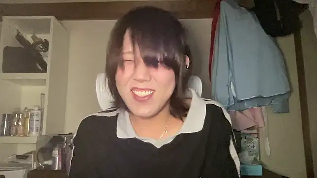 Snapshot of nuu1_221 chatting on September 28, 2025, 8:47 pm nuu1 221 online show from September 28, 2025, 8:47 pm