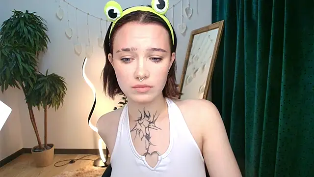 Elastikisss online show from October 19, 2025, 2:12 am