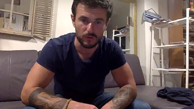 Snapshot of PabloelBraquemart chatting on May 19, 2026, 8:37 pm PabloelBraquemart online show from May 19, 2026, 8:37 pm