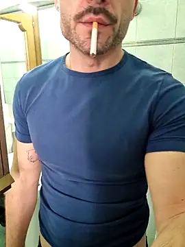 giovan2020 online show from February 18, 2026, 7:26 am