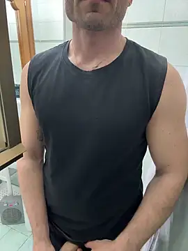 giovan2020 online show from March 8, 2026, 10:46 pm