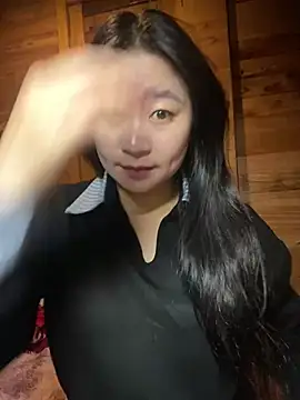 Snapshot of violet-00 chatting on February 16, 2026, 1:57 am violet-00 online show from February 16, 2026, 1:57 am