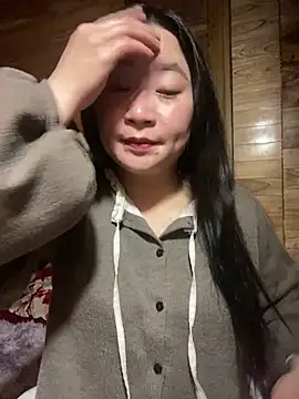 Snapshot of violet-00 chatting on February 21, 2026, 11:11 am violet-00 online show from February 21, 2026, 11:11 am