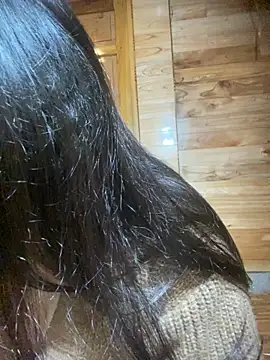 Snapshot of violet-00 chatting on February 25, 2026, 1:48 am violet-00 online show from February 25, 2026, 1:48 am