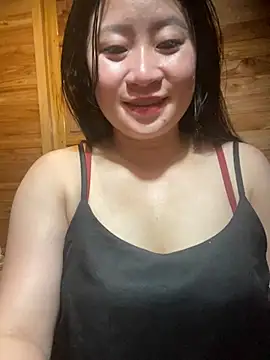 Snapshot of violet-00 chatting on March 3, 2026, 9:48 am violet-00 online show from March 3, 2026, 9:48 am