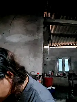 xuxulovezz online show from December 5, 2025, 1:03 am