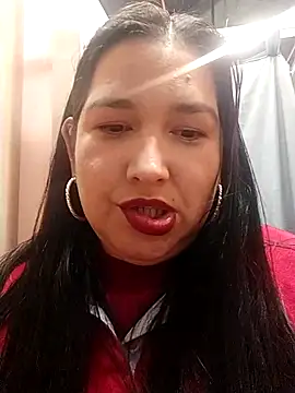 Snapshot of rossiteylor chatting on September 25, 2025, 8:23 pm rossiteylor online show from September 25, 2025, 8:23 pm