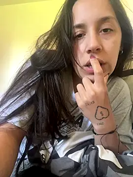 Eve2499 online show from September 30, 2025, 6:24 pm