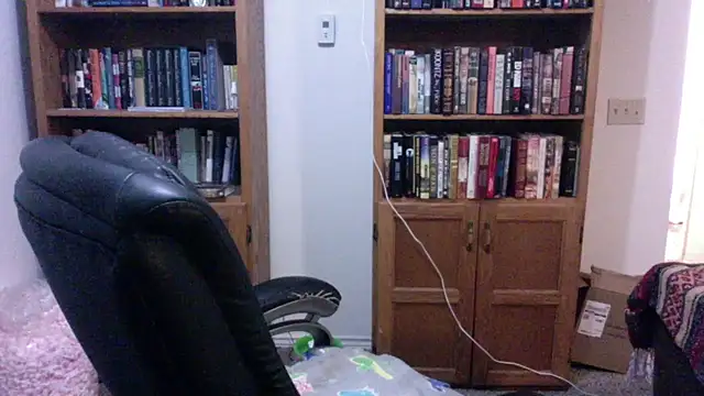Snapshot of Vinyl22@xh chatting on May 30, 2026, 7:27 am Vinyl22xh online show from May 30, 2026, 7:27 am