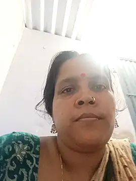 reya743 online show from October 7, 2025, 8:33 am