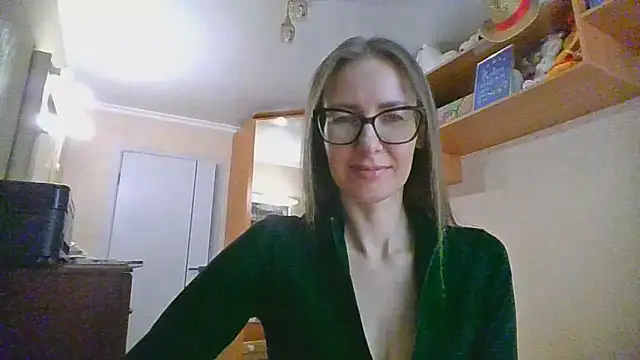 Snapshot of Norivann chatting on November 11, 2025, 10:15 am Norivann online show from November 11, 2025, 10:15 am