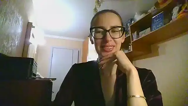 Snapshot of Norivann chatting on November 28, 2025, 7:49 pm Norivann online show from November 28, 2025, 7:49 pm