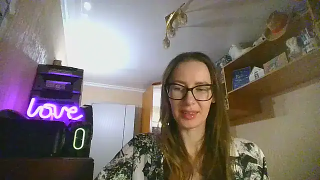 Snapshot of Norivann chatting on February 6, 2026, 4:54 pm Norivann online show from February 6, 2026, 4:54 pm