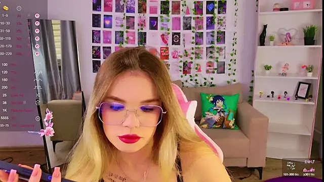 KellyHayden online show from February 17, 2026, 12:34 pm