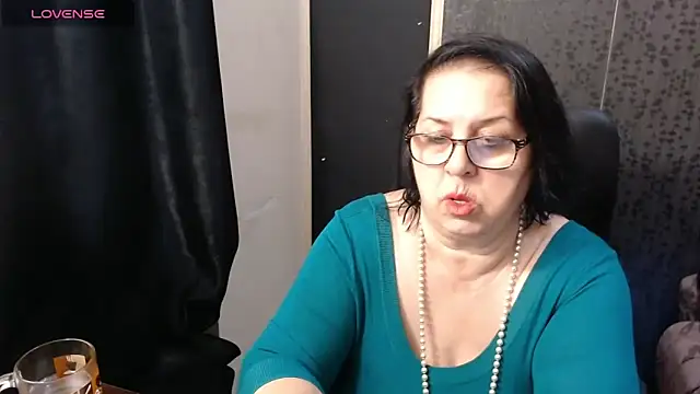 MissSanjanne online show from March 10, 2026, 8:08 am