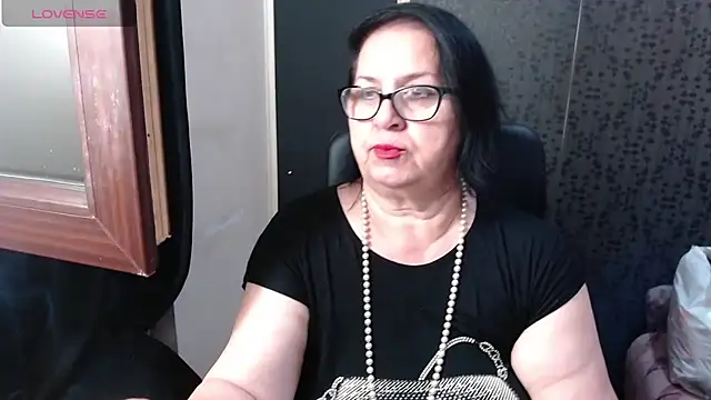 Snapshot of MissSanjanne chatting on May 31, 2026, 9:05 pm MissSanjanne online show from May 31, 2026, 9:05 pm
