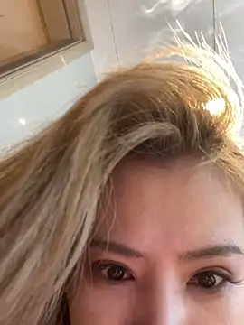 miumiu-66 online show from September 26, 2025, 1:26 pm