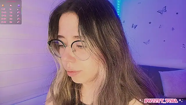 sweettvera online show from February 1, 2026, 1:42 pm