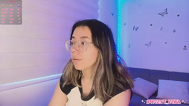 sweettvera online show from April 5, 2026, 1:41 pm