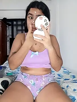 Sashalana online show from October 1, 2025, 12:44 pm