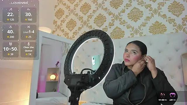 afrodita-Stone online show from October 17, 2025, 2:15 am