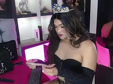 Sophia hott01 online show from October 10, 2025, 12:04 pm