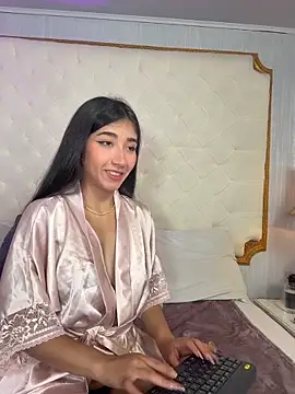 Mariana Kalo online show from April 15, 2026, 10:55 am