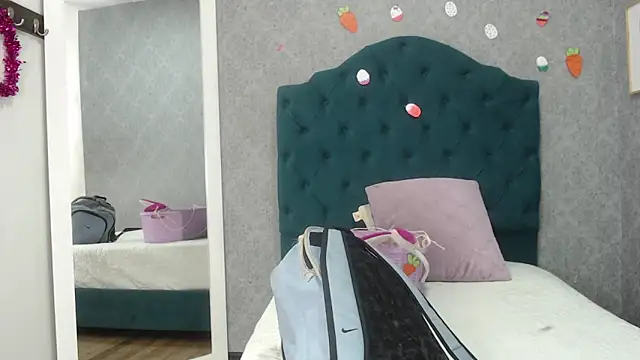 Vic Taylor online show from April 6, 2026, 11:33 am