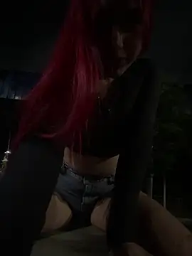 Snapshot of MeganSmith_01 chatting on April 11, 2026, 4:06 am MeganSmith 01 online show from April 11, 2026, 4:06 am