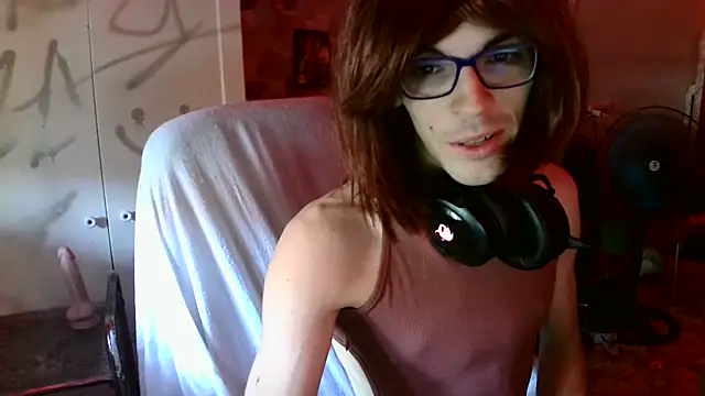 DairaxSissy  online show from September 29, 2025, 10:31 am