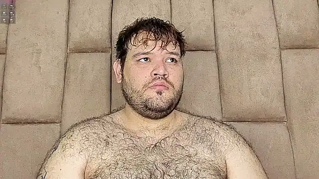 Snapshot of big_bearr chatting on May 29, 2026, 3:26 am big bearr online show from May 29, 2026, 3:26 am